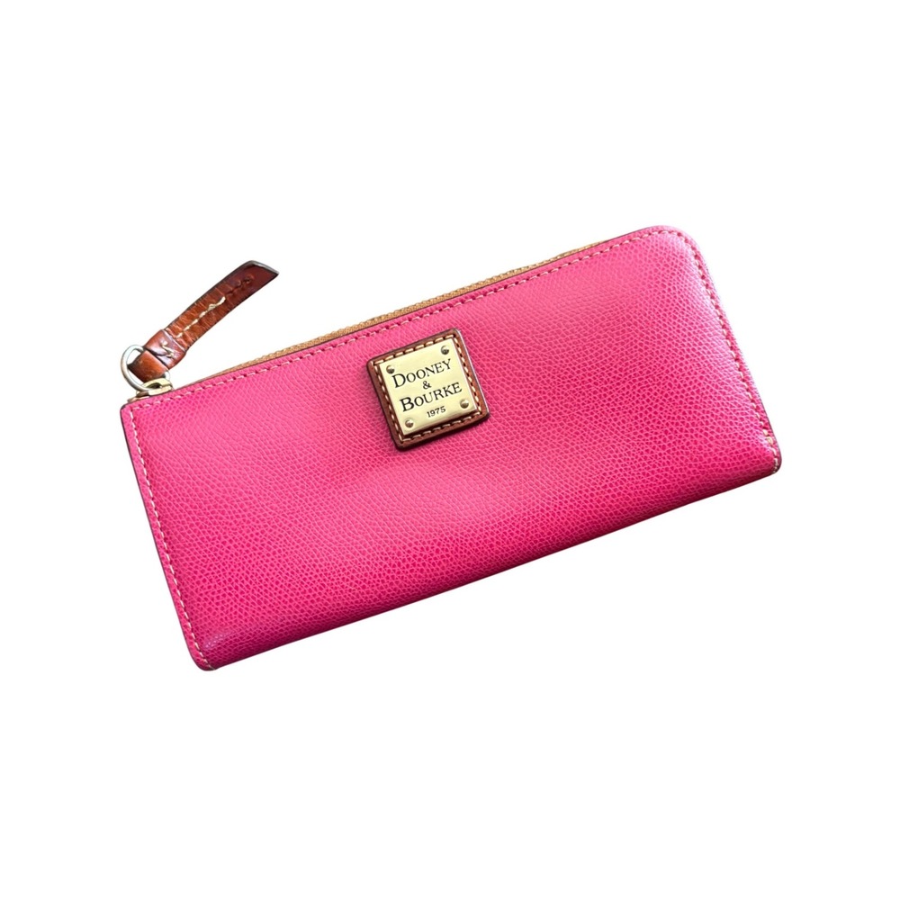 Dooney & Bourke Pink Pebble Grain Zip Clutch with Tan Trim - Picture 2 of 8